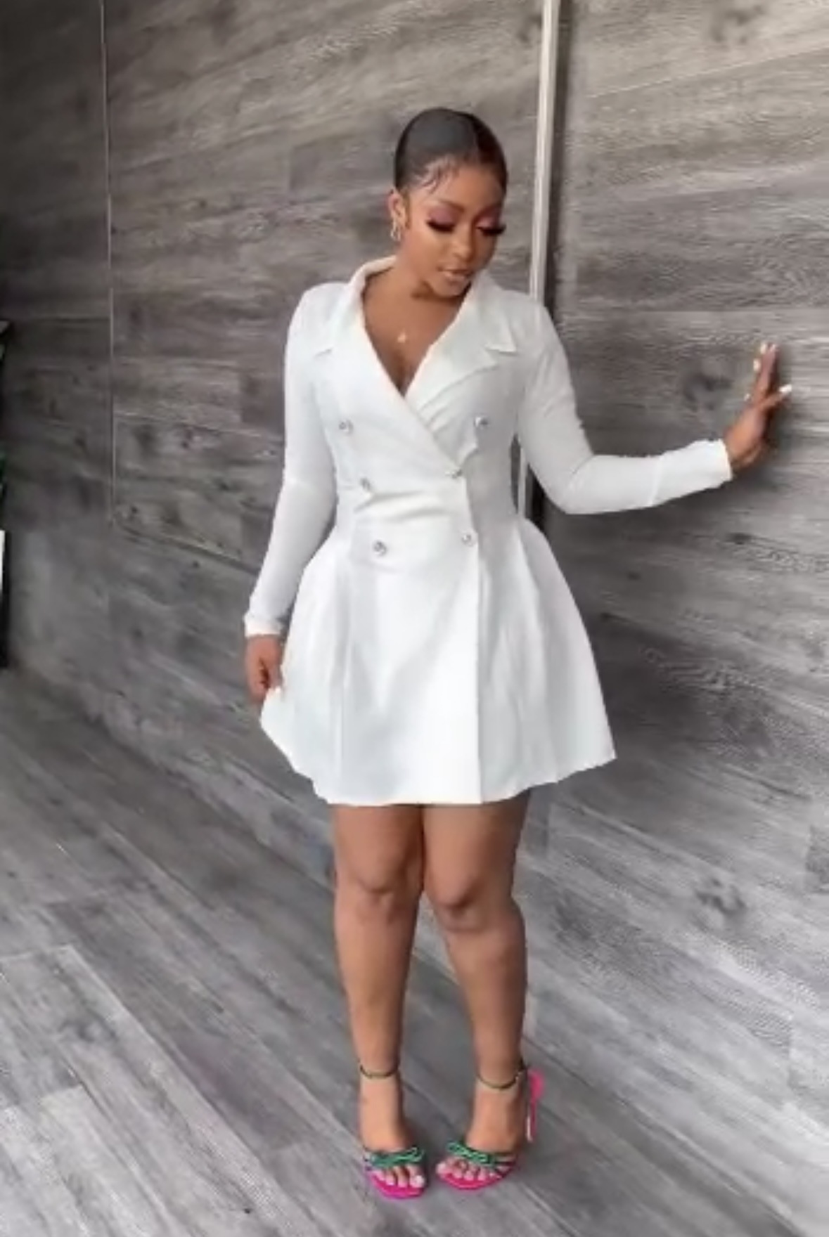 Solid Color Turndown Collar Long-Sleeve Blazer Dress